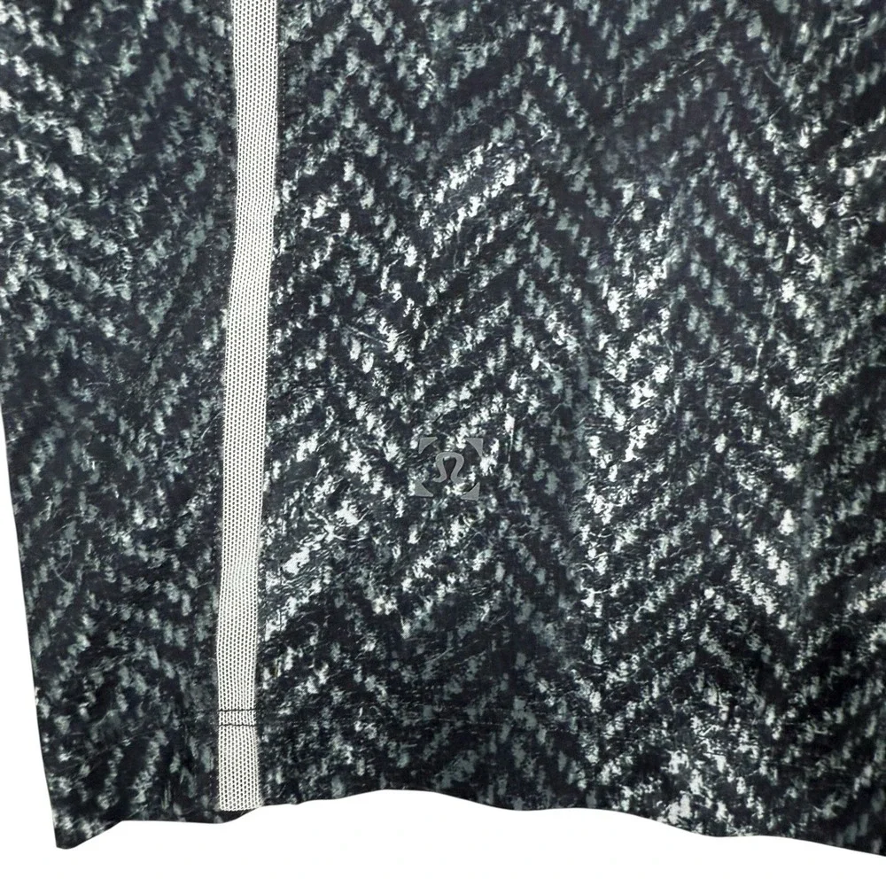 Lululemon Men's T.H.E. Shorts XS Chevron Reflective Black Gray Linerless Gym‎
